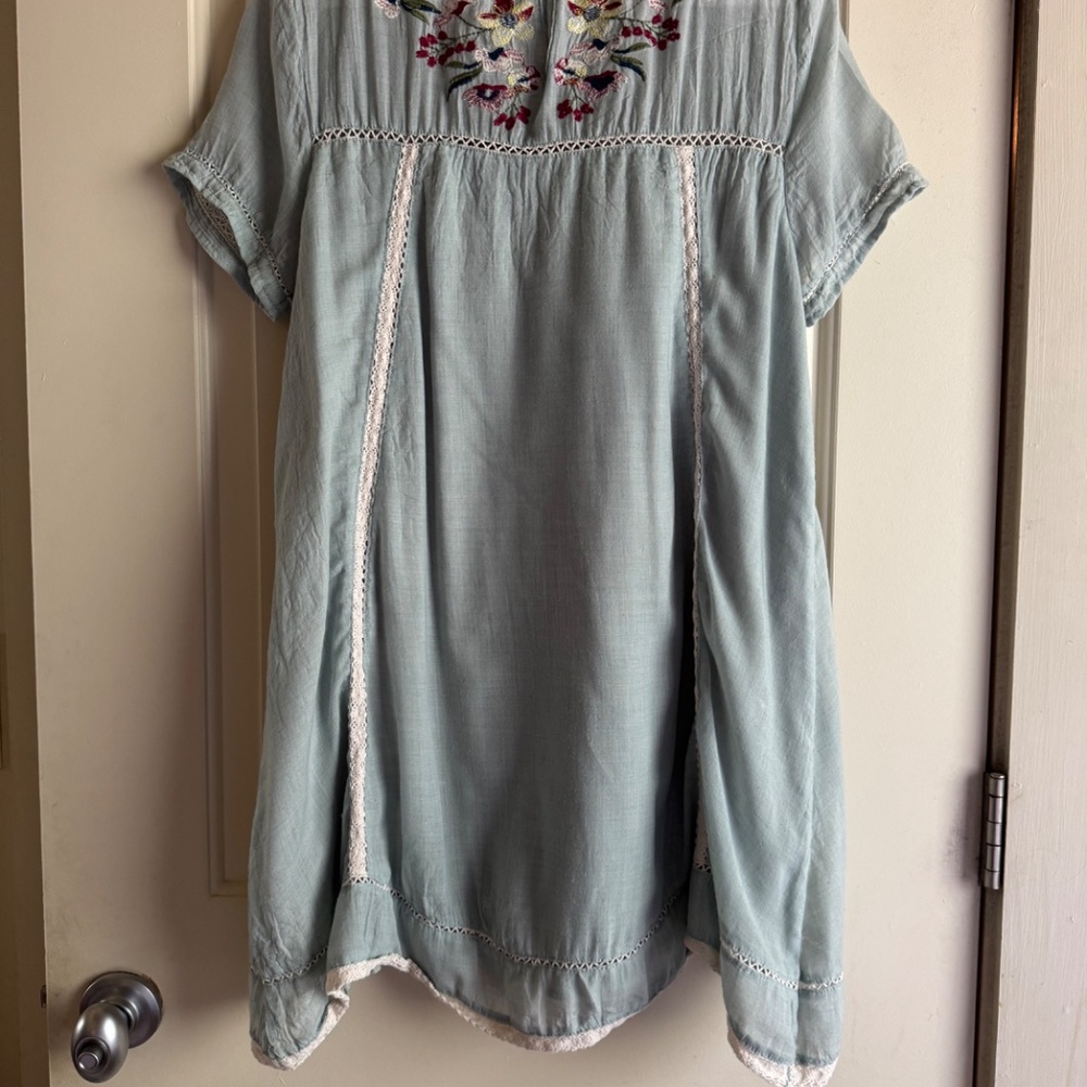 Umgee embroidered dress - Picture 3 of 3